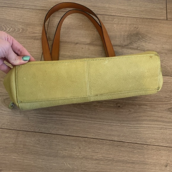 Fossil | Chartreuse Green and Brown Pebbled Leather shoulder bag | Vintage - Picture 10 of 15